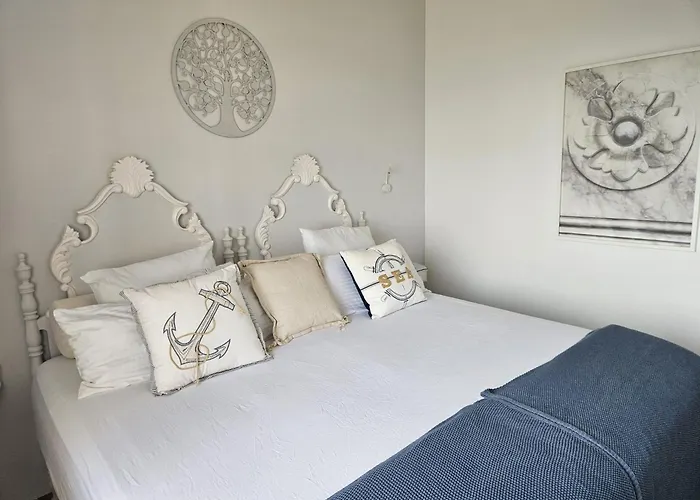 La Roqueta Hotel